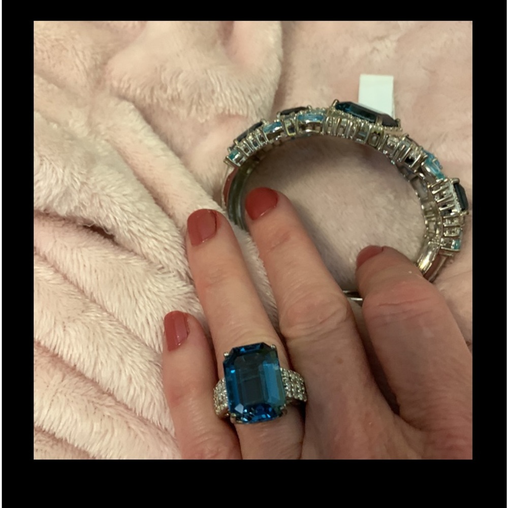 🎉EXQUISITE 💙SZ 6 GORGEOUS GENUINE LONDON BLUE TOPAZ/WHITE TOPAZ!
Platinum/Silver - Picture 7 of 13